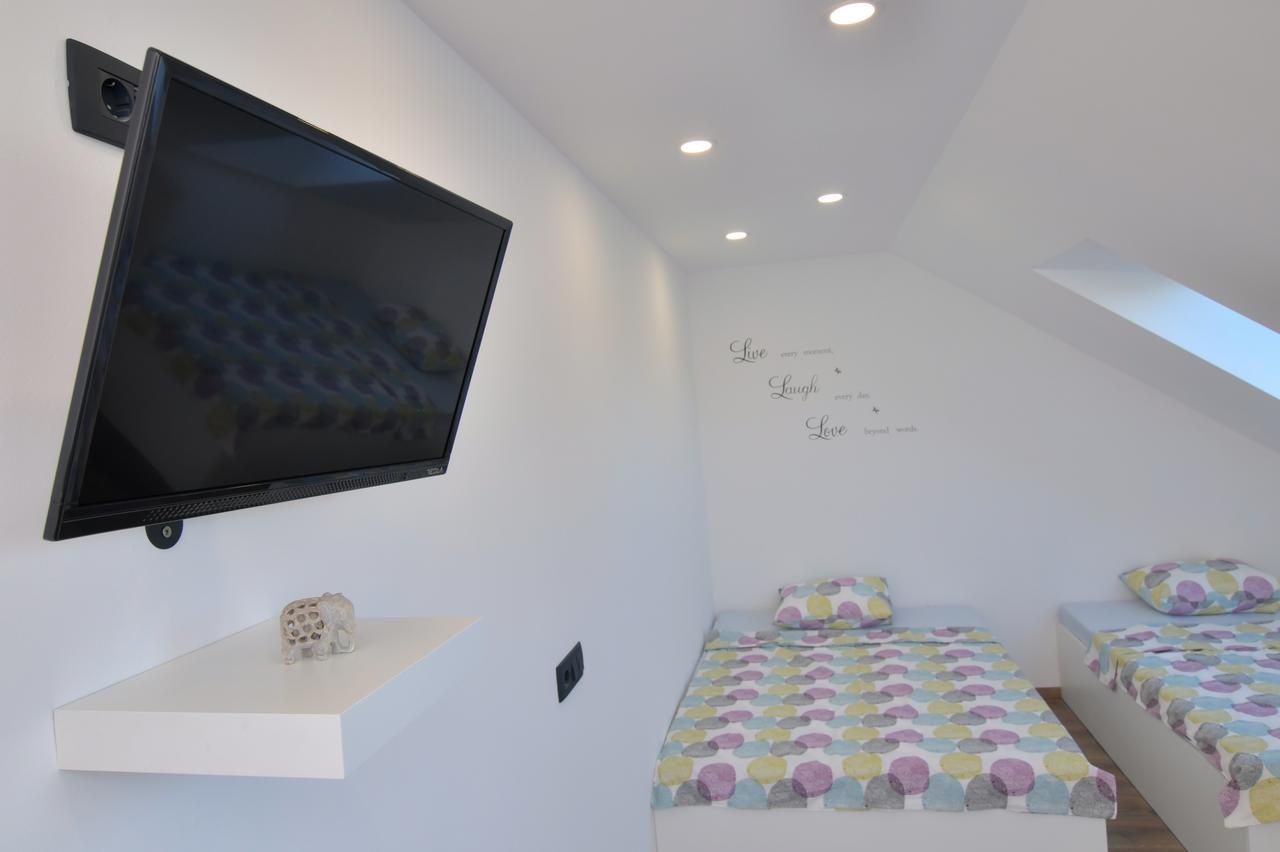 Apartment Harmony ลูบลิยานา ภายนอก รูปภาพ